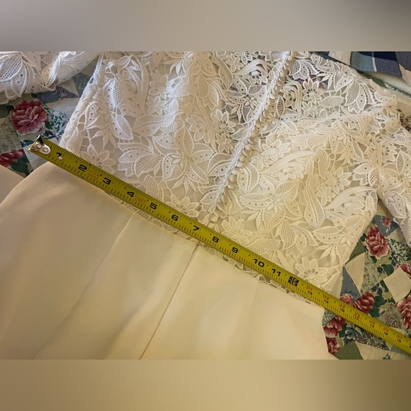 TK DELANEY WEDDING Long Sleeve Lace Dress in size 12 - Picture 14 of 16